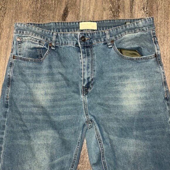 Smith & Mills Jeans Mens 38x30.5 Blue Straight Stretch Mid Rise Med Wash Denim - Picture 7 of 7